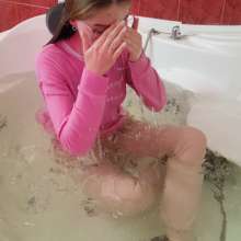 Wet Live Team: Nastya's Chest Was Enlightened All the Time, It Was Very.