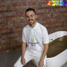WamtasticUK: Nathan Gets Muddy in the Mineral Spa Bath