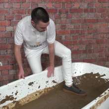 WamtasticUK: Nathan Gets Muddy in the Mineral Spa Bath