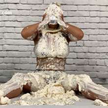 Messygirl: New Messygirl Download: Pie Time for Megan