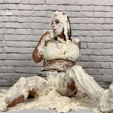 Messygirl: New Messygirl Download: Pie Time for Megan