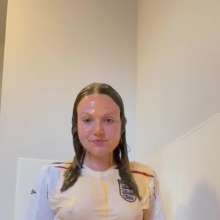 WAMfuns Messy Forfeits: Queen Peach Football Shirt Gunging