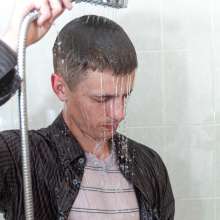 Wet Live Team: Ruslan and His Elegant Wet Look