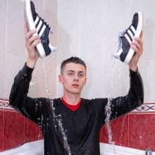 Wet Live Team: Ruslan Was Wet and Confident--hot Wet!