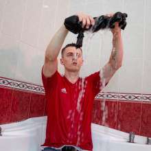 Wet Live Team: Ruslan Was Wet and Confident--hot Wet!