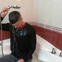 Wet Live Team: Ruslan Was Wet and Confident--hot Wet!