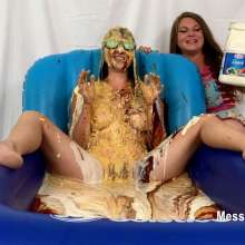 Messygirl: New Messygirl Download: A Four Course Meal on Penelope