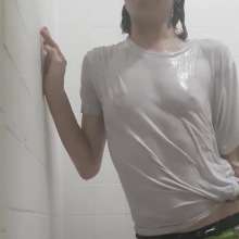 Missblueeyes7777: Sporty Short Skirt Wetlook Girl