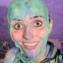 DungeonMasterOne: Three Girl Sportswear Gunge Fun!