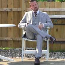 zave66: Three Piece Suit Takes The Plunge