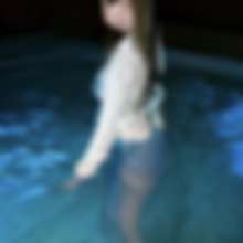 otten: Pictures of my girlfriend in her favorite wetlook outfits