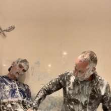 messyste1: Messyste1 gets gunged with Tomwet8
