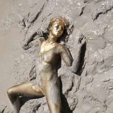 FOXY: Laura new model--golden in mud
