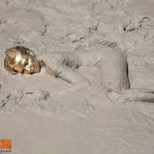 FOXY: Laura new model--golden in mud