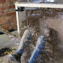 WamtasticUK: Incompetent Plumbers Messy Blocked Sink and Shower