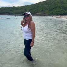 Wet_look_elena: In the Sea in Blue Jeans and White Top