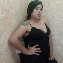 WetPlace: Jazminss Fully-Clothed Shower In Dress