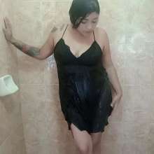 WetPlace: Jazminss Fully-Clothed Shower In Dress