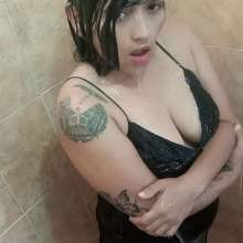 WetPlace: Jazminss Fully-Clothed Shower In Dress