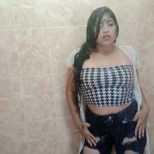 WetPlace: Jazminss Fully-Clothed Shower In Jeans