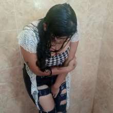 WetPlace: Jazminss Fully-Clothed Shower In Jeans