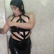 WetPlace: Jazminss Shower In Black Outfit