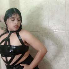 WetPlace: Jazminss Shower In Black Outfit