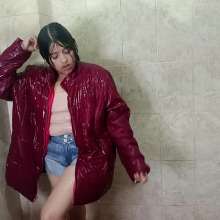 WetPlace: Jazminss Shower In Winter Jacket