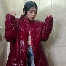 WetPlace: Jazminss Shower In Winter Jacket