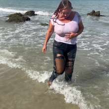 Wet_look_elena: Jeans and Lots of Oil