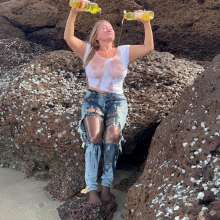 Wet_look_elena: Jeans and Lots of Oil