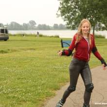eileenvogel: W378 Eileen falling in the river while rolleblading