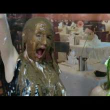 RevSlymsford: Lacey, Cherry and Messy Jessie Have Head Dunking Fun