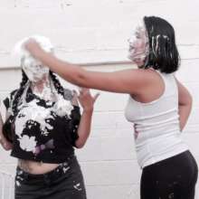 lovingmessy4you: Loly and Ibi in a Pie Meet (pov)