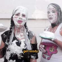 lovingmessy4you: Loly and Ibi in a Pie Meet (pov)