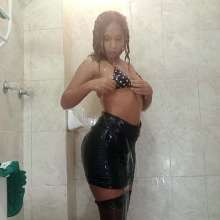 WetPlace: Mary Having Nice Time In Bathroom