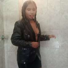 WetPlace: Mary Having Nice Time In Bathroom
