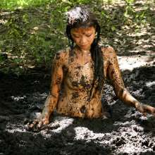 dlodoski: Fiona Exploring a Peat Bog--Photos