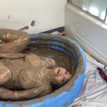 boychucker: Mud in a Kiddie Pool