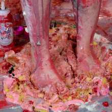 messyhot: Olive Makes a Carrie Prom Themed Cake Mess
