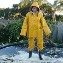 Thefetishgirl: Rain Wear Cleaning