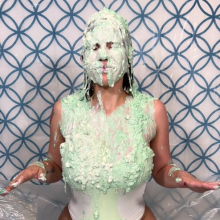 Slimed Models: New Video: Nia Gets Fish Slimed