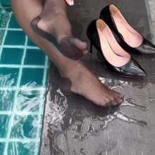 Wet_look_elena: Silver Party Dress in the Pool
