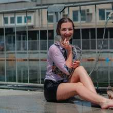 Wet Live Team: Sonya's Formal Outfit Suddenly Got Hot and Wet Swimming!