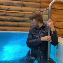 Wet Live Team: Underwater Jeans and Natalia's Grace in the Pool!  Wetlook