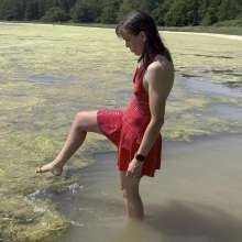 Wamgirlx: Wetlook Red--A Beautiful Red Dress That 'floats' on Water