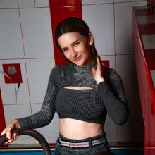 wet.look.me: Wetlook girl in pool in tights and sweater | Wetlook.biz