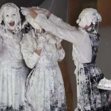 Darla DeVour: 4-Girl Pie Trivia W/ Larz, Daisy, Creamy and Darla