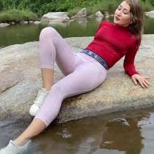 WetPlace: Alsu White Leggings In The River