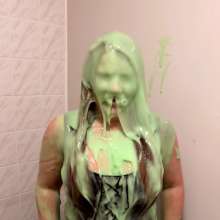TheGungeZone: Amber's Messy Green Gunging